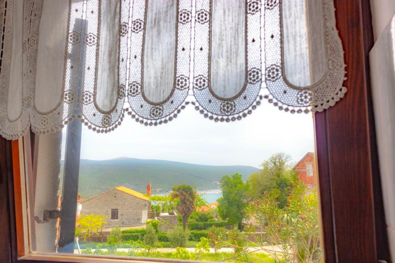 Kuca Za Odmor Kornic Villa Exterior photo